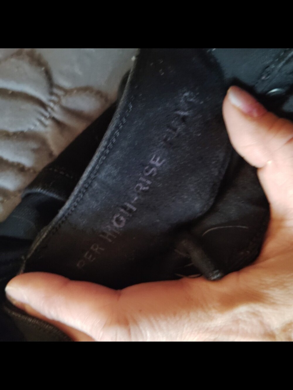 AMERICAN EAGLE Super High Rise Flare - Next Level Stretch Size 000 - Picture 14 of 14